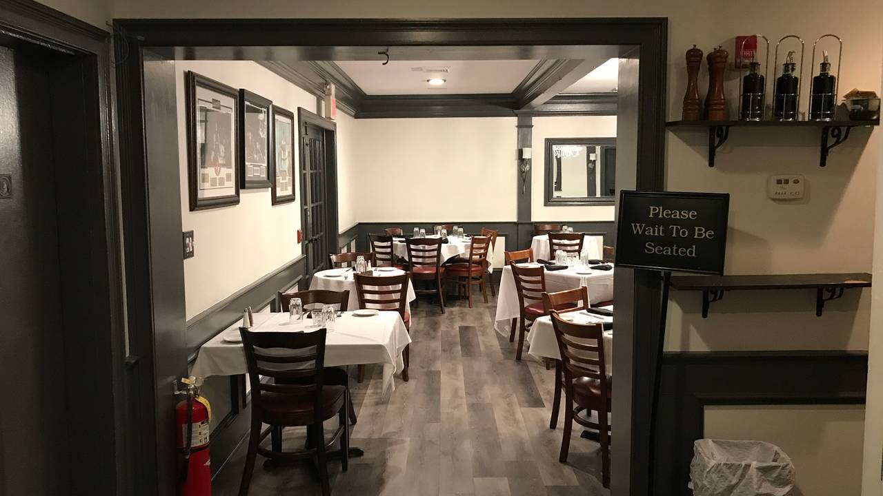 North Street Tavern